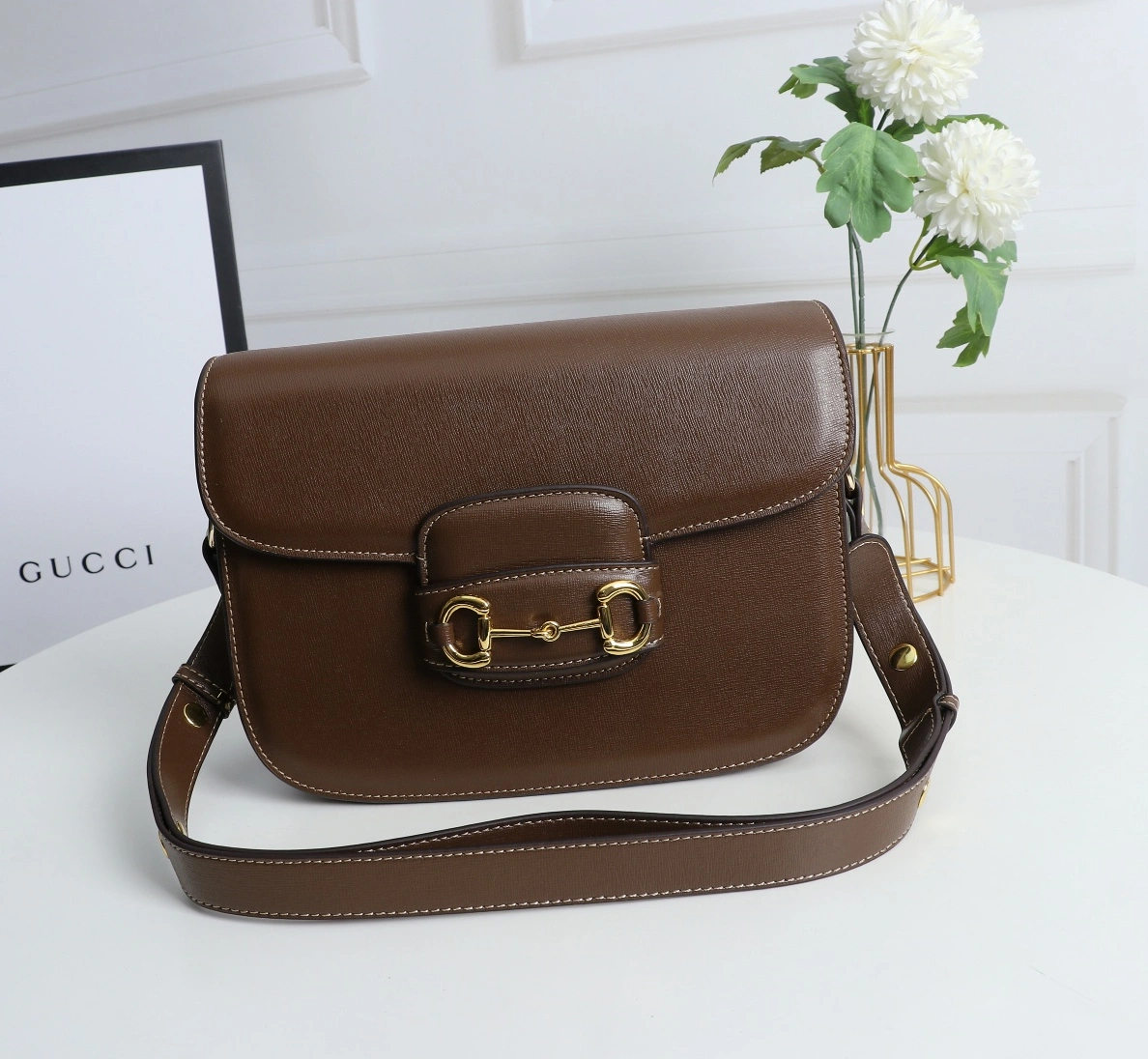 Gucci AAA Quality Shoulder Bags For Women Efficient 641