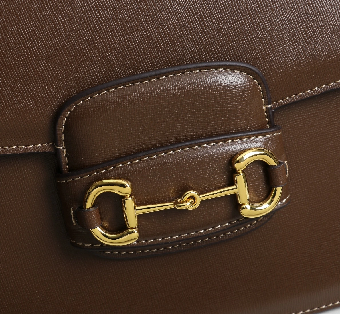 Gucci AAA Quality Shoulder Bags For Women Efficient 641
