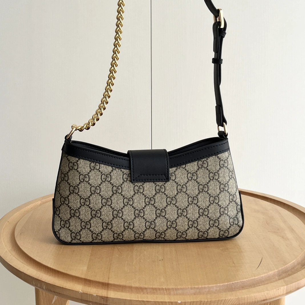 Gucci AAA Quality Shoulder Bags For Women Fashionable 5642
