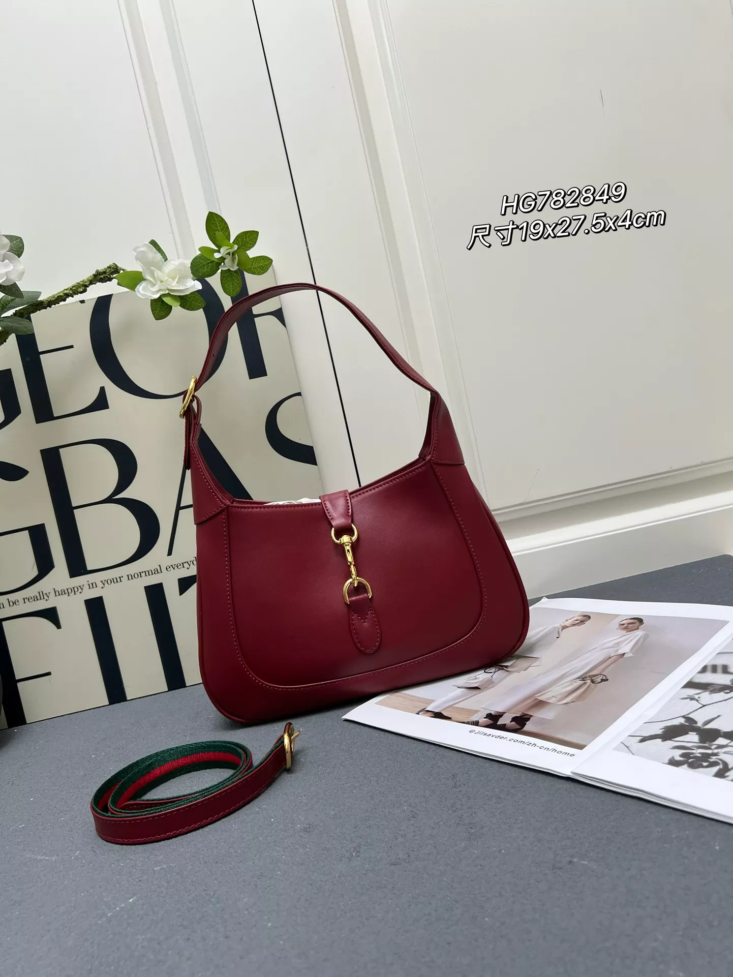 Gucci AAA Quality Shoulder Bags For Women Fashionable 9040