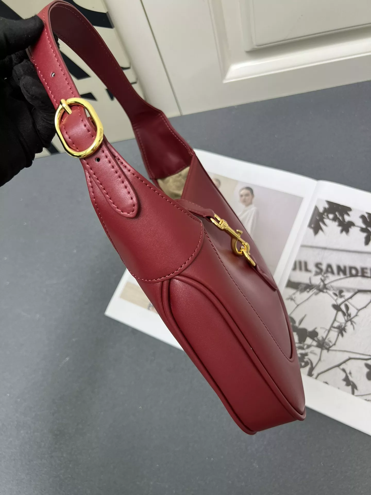 Gucci AAA Quality Shoulder Bags For Women Fashionable 9040