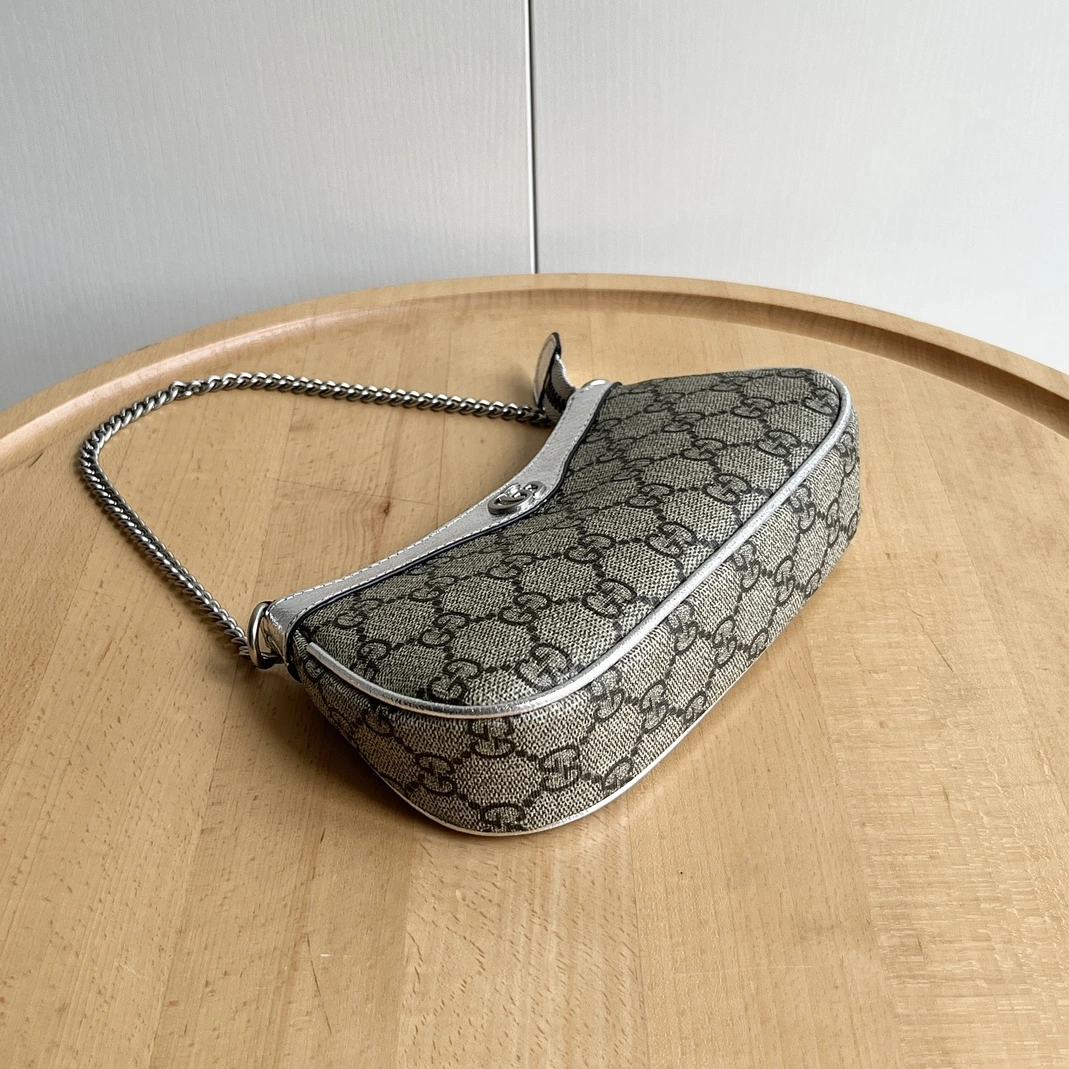 Gucci AAA Quality Shoulder Bags For Women Popular 9648