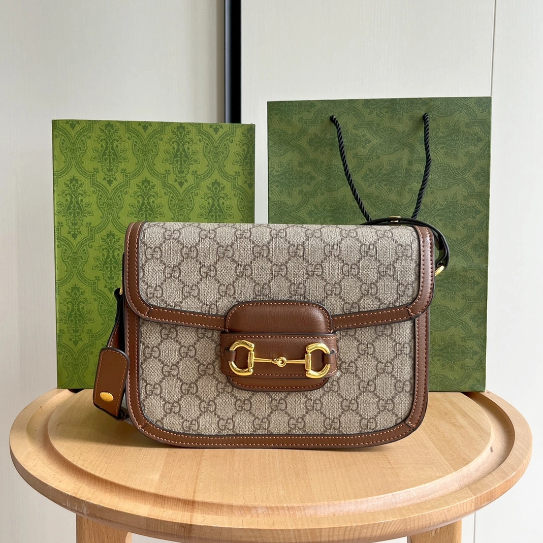 Gucci AAA Quality Shoulder Bags For Women Refined 2187