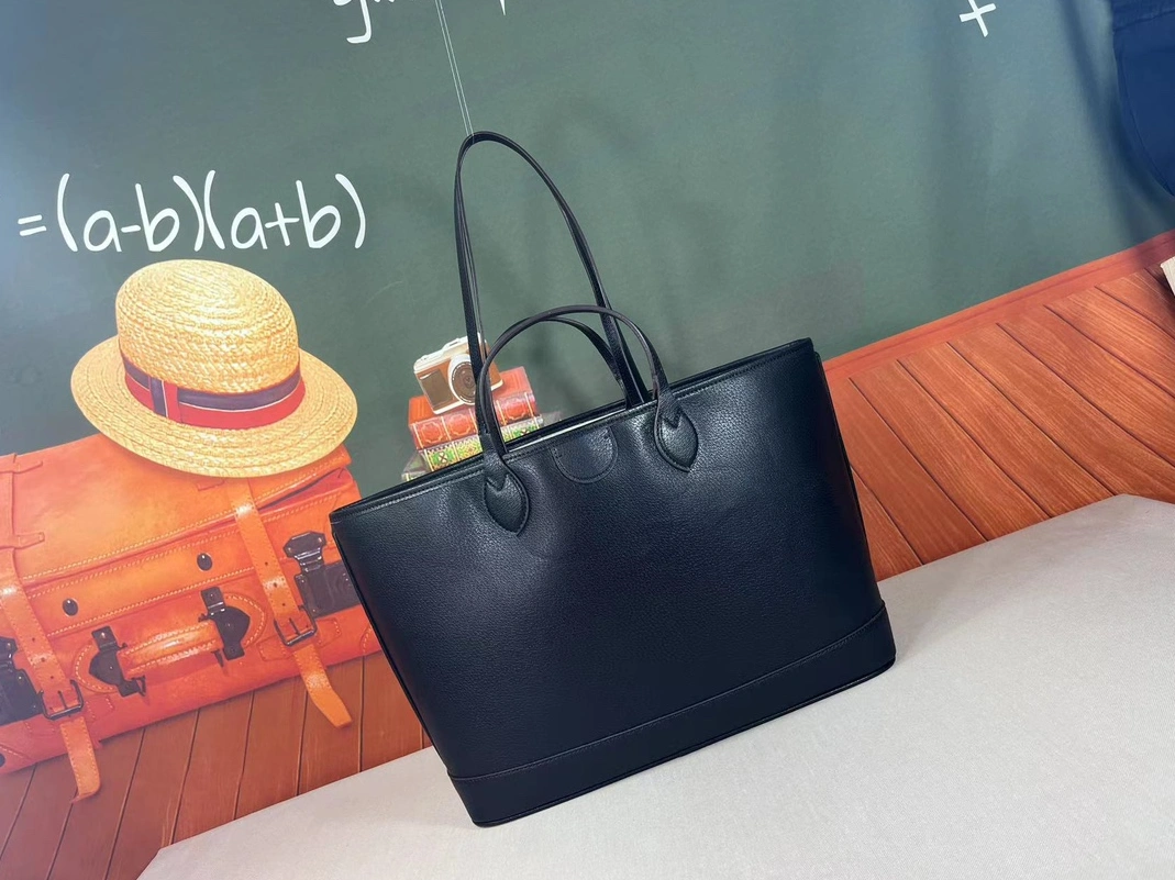 Gucci AAA Quality Shoulder Bags For Women Reliable 2181