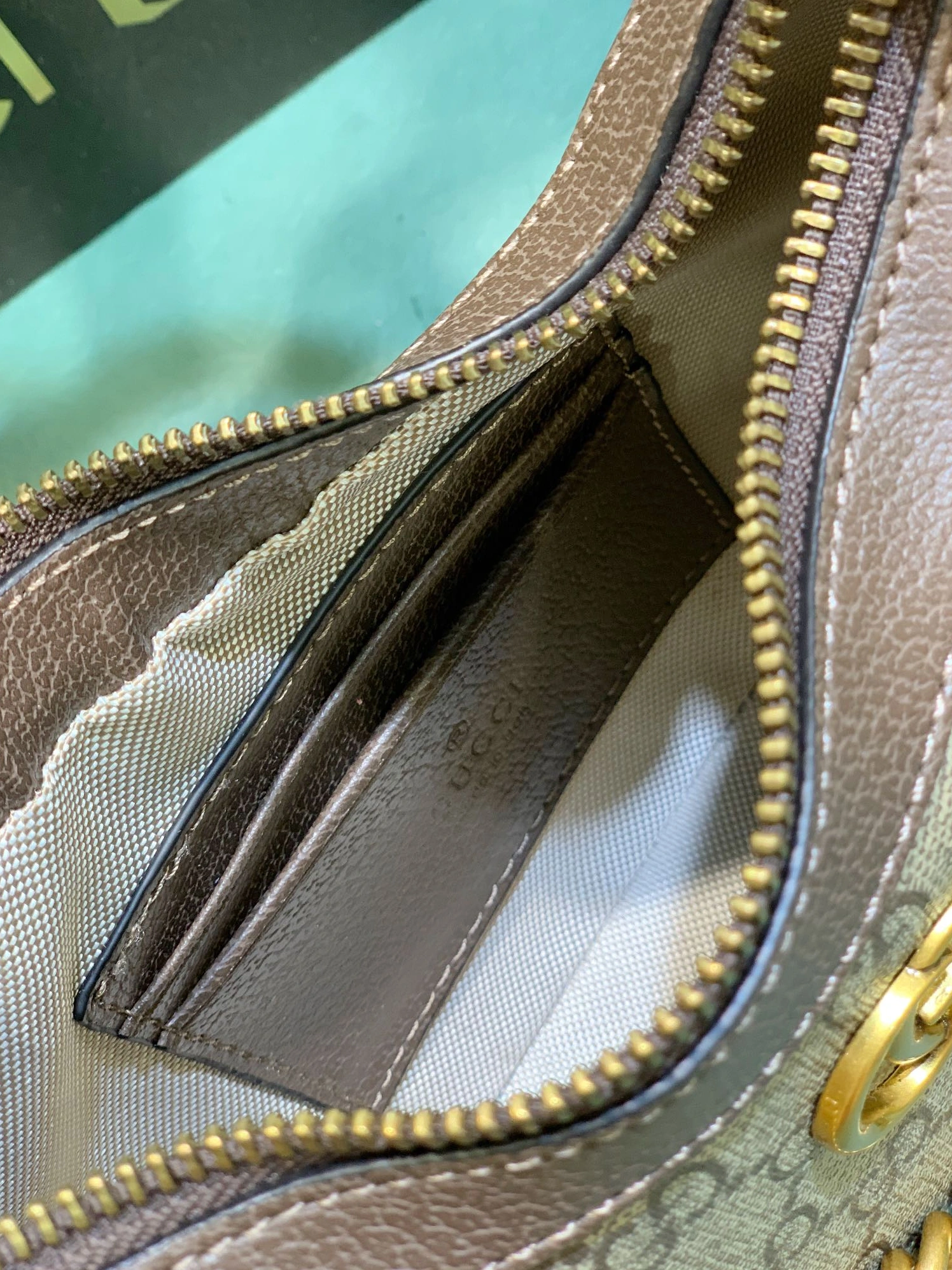 Gucci AAA Quality Shoulder Bags For Women Reliable 5882