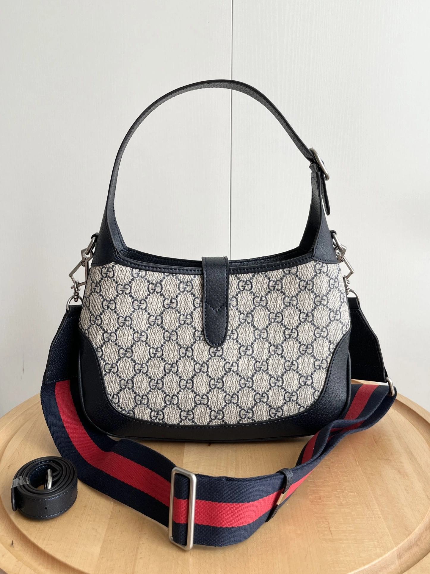 Gucci AAA Quality Shoulder Bags For Women Resilient 4435