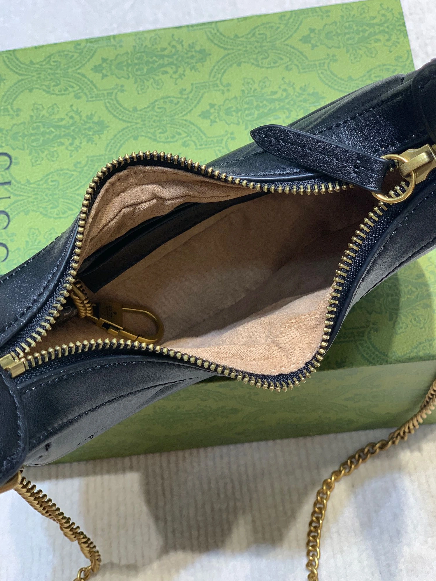 Gucci AAA Quality Shoulder Bags For Women Soft 4404