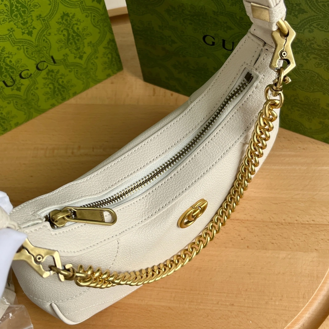 Gucci AAA Quality Shoulder Bags For Women Soft 6638
