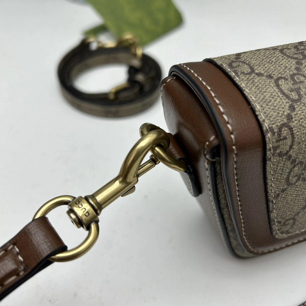 Gucci AAA Quality Shoulder Bags For Women Sophisticated 4046