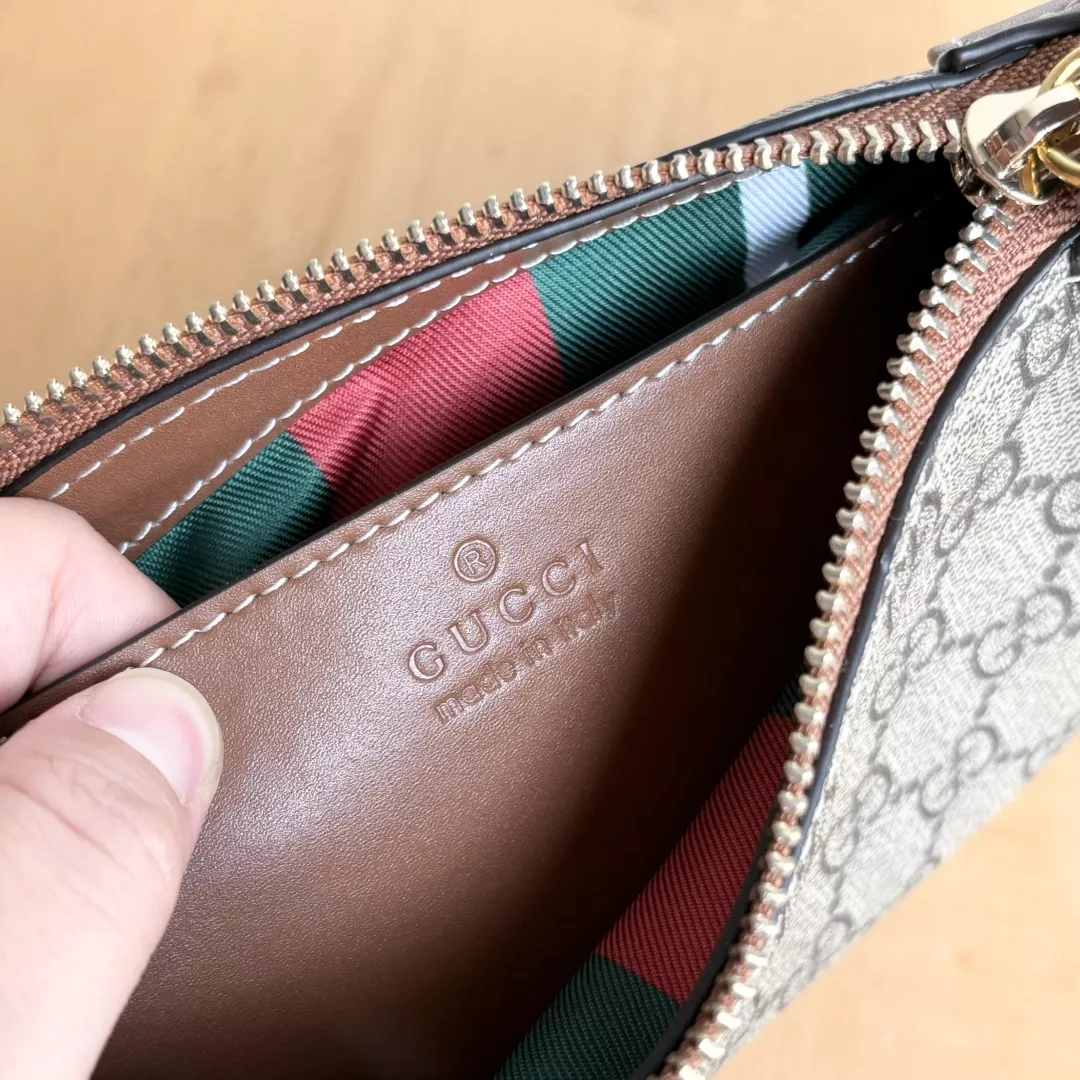 Gucci AAA Quality Shoulder Bags For Women Stylish 3878