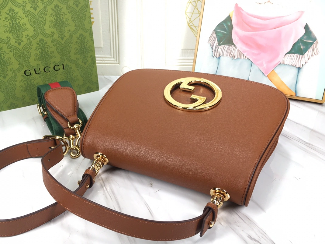 Gucci AAA Quality Shoulder Bags For Women Trendy 9217