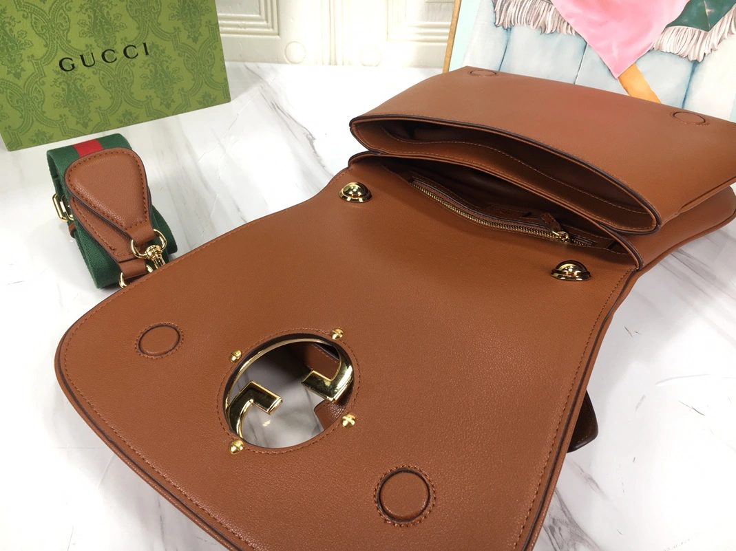 Gucci AAA Quality Shoulder Bags For Women Trendy 9217
