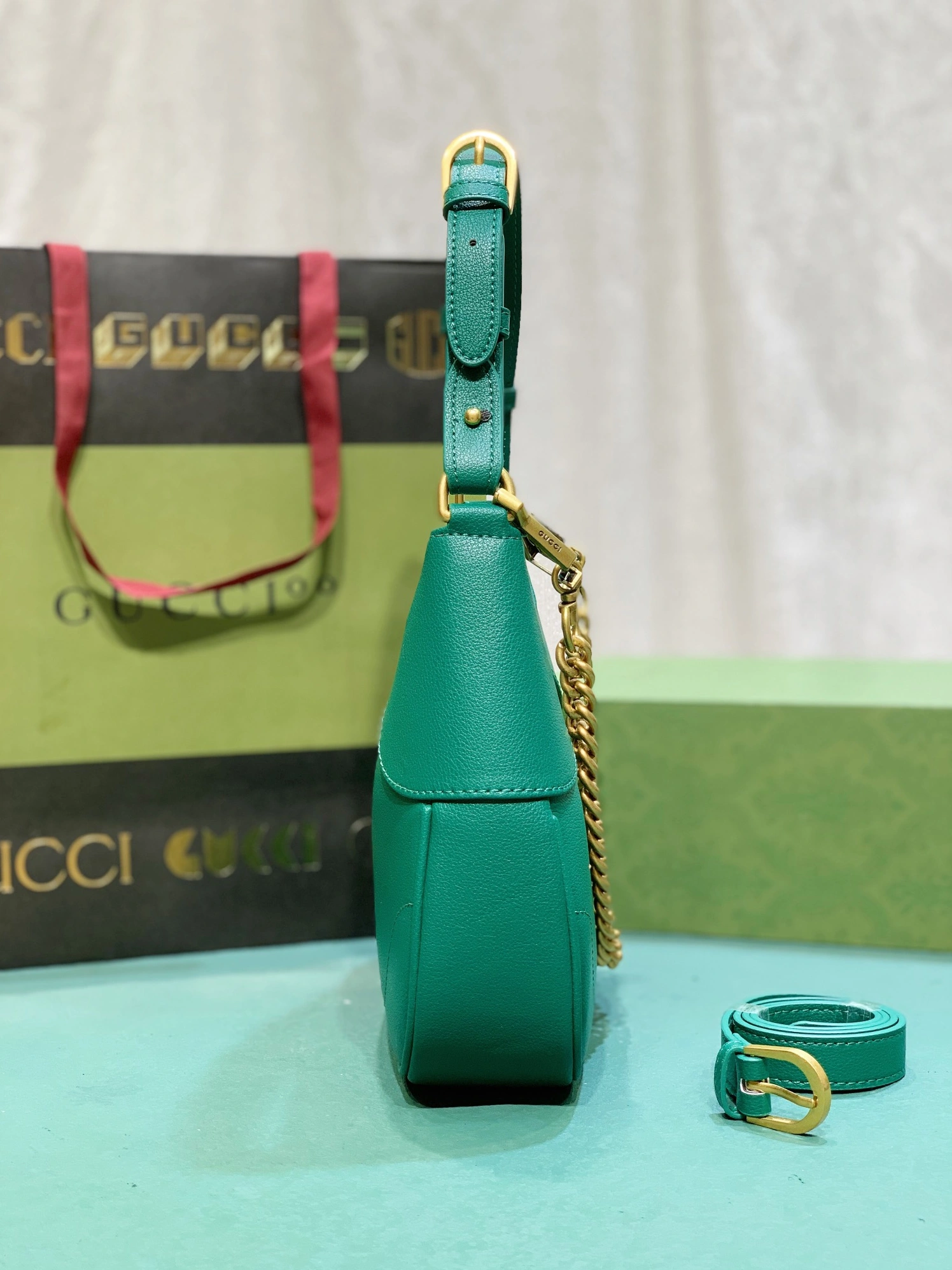 Gucci AAA Quality Shoulder Bags For Women Unique 6060