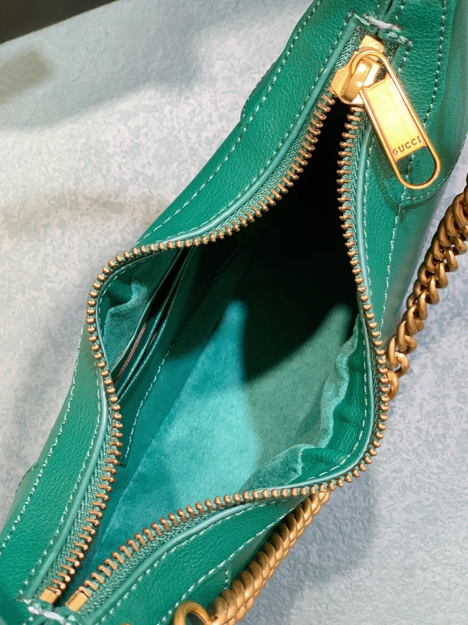 Gucci AAA Quality Shoulder Bags For Women Unique 6060