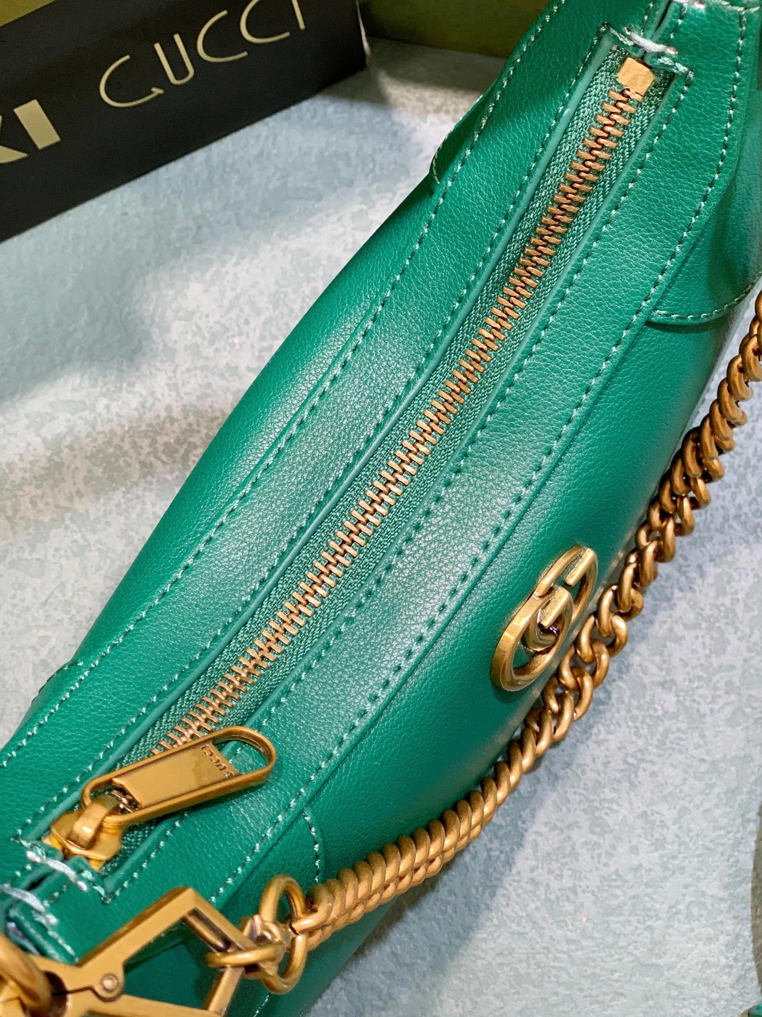 Gucci AAA Quality Shoulder Bags For Women Unique 6060