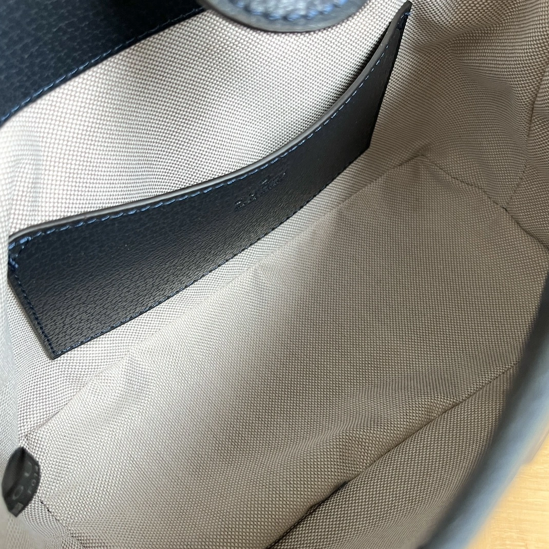 Gucci AAA Quality Shoulder Bags For Women Unique 7932