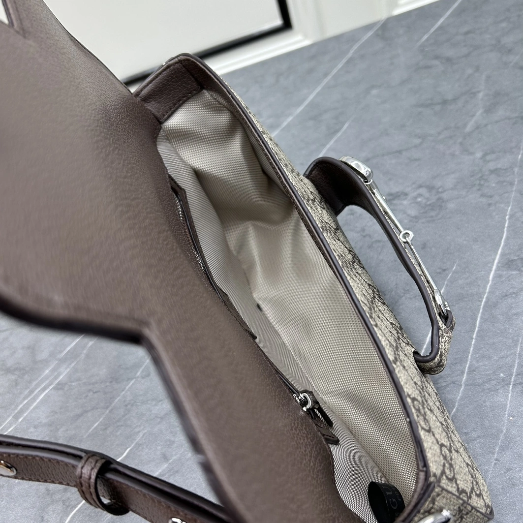 Gucci AAA Quality Shoulder Bags For Women Vibrant 6346