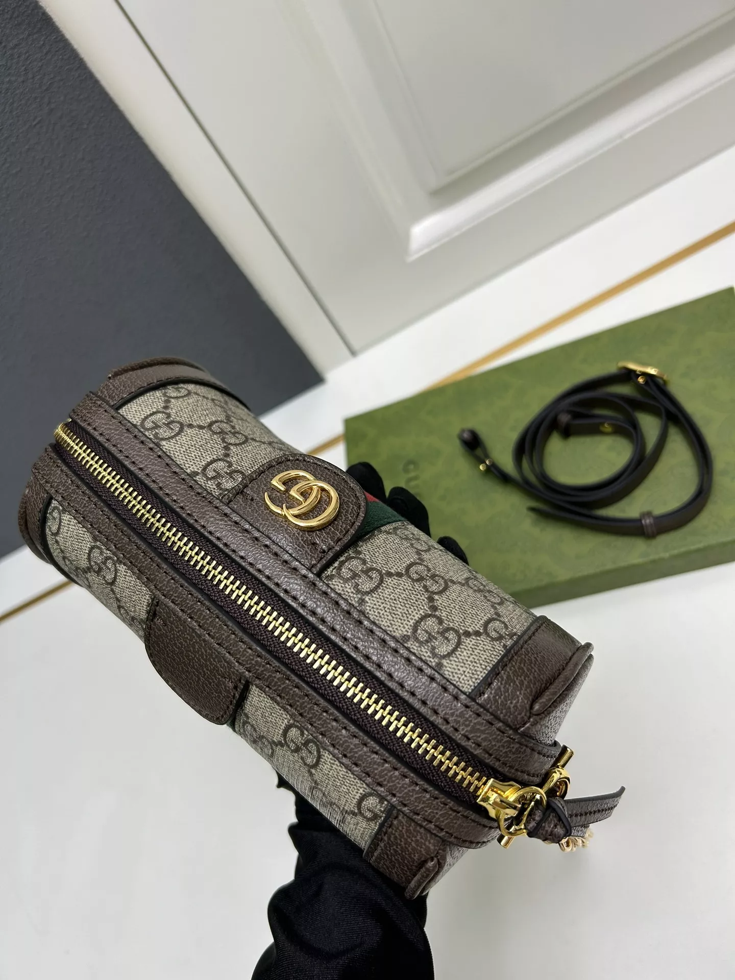 Gucci AAA Quality Shoulder Bags For Women WellDesigned 1364