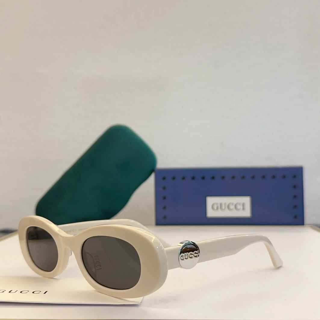 Gucci AAA Quality Sunglasses Affordable 2325