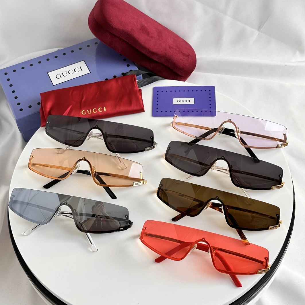 Gucci AAA Quality Sunglasses AllSeason 5462