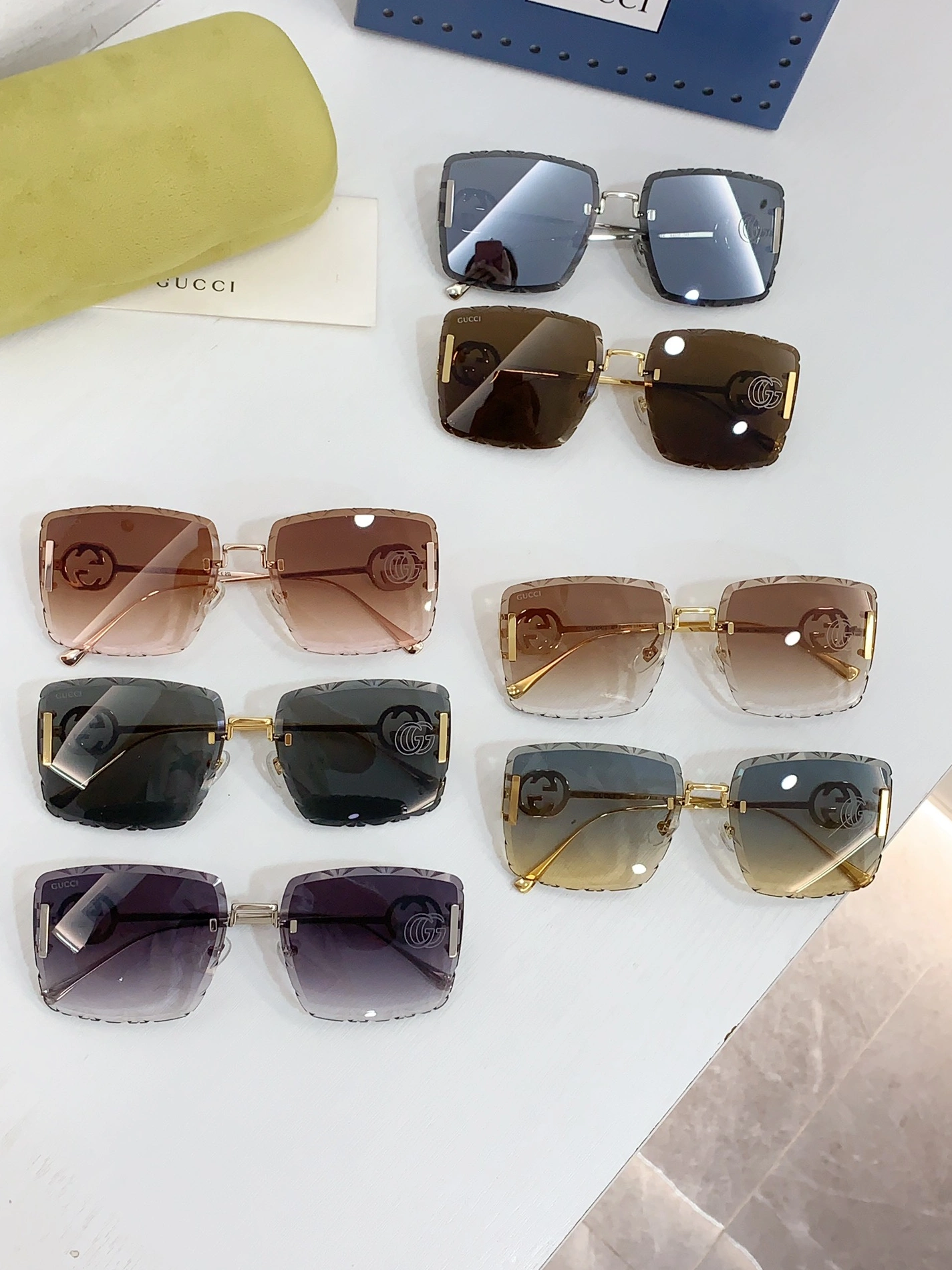 Gucci AAA Quality Sunglasses Bold 8739