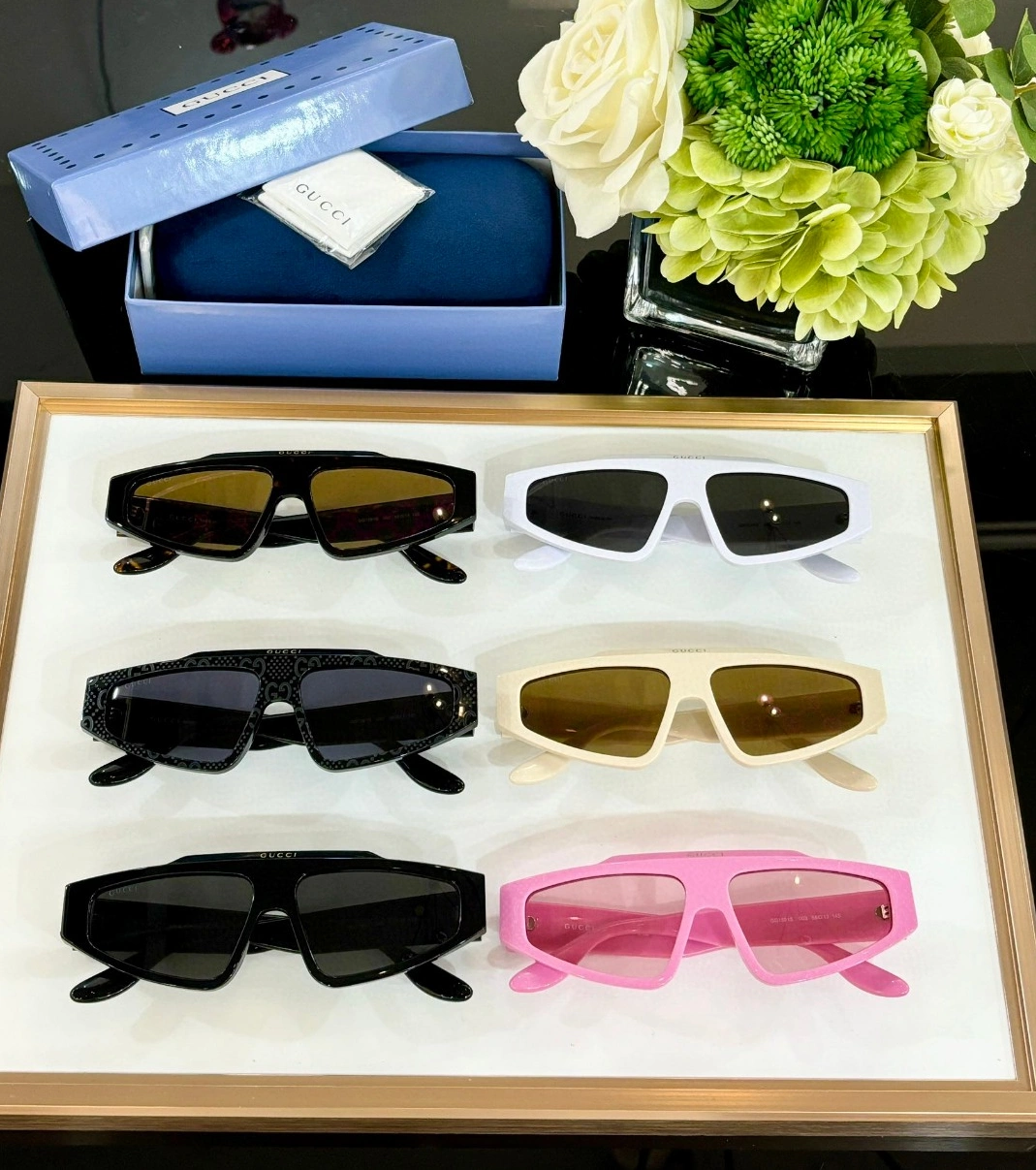 Gucci AAA Quality Sunglasses Classic 198