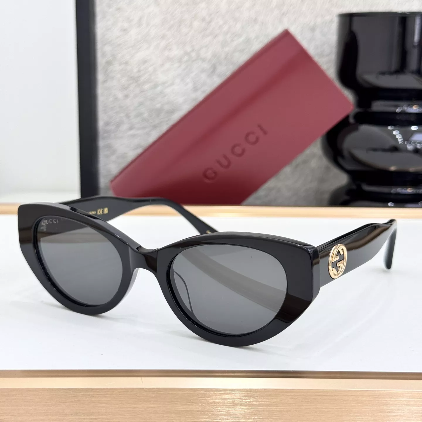 Gucci AAA Quality Sunglasses Comfortable 1947