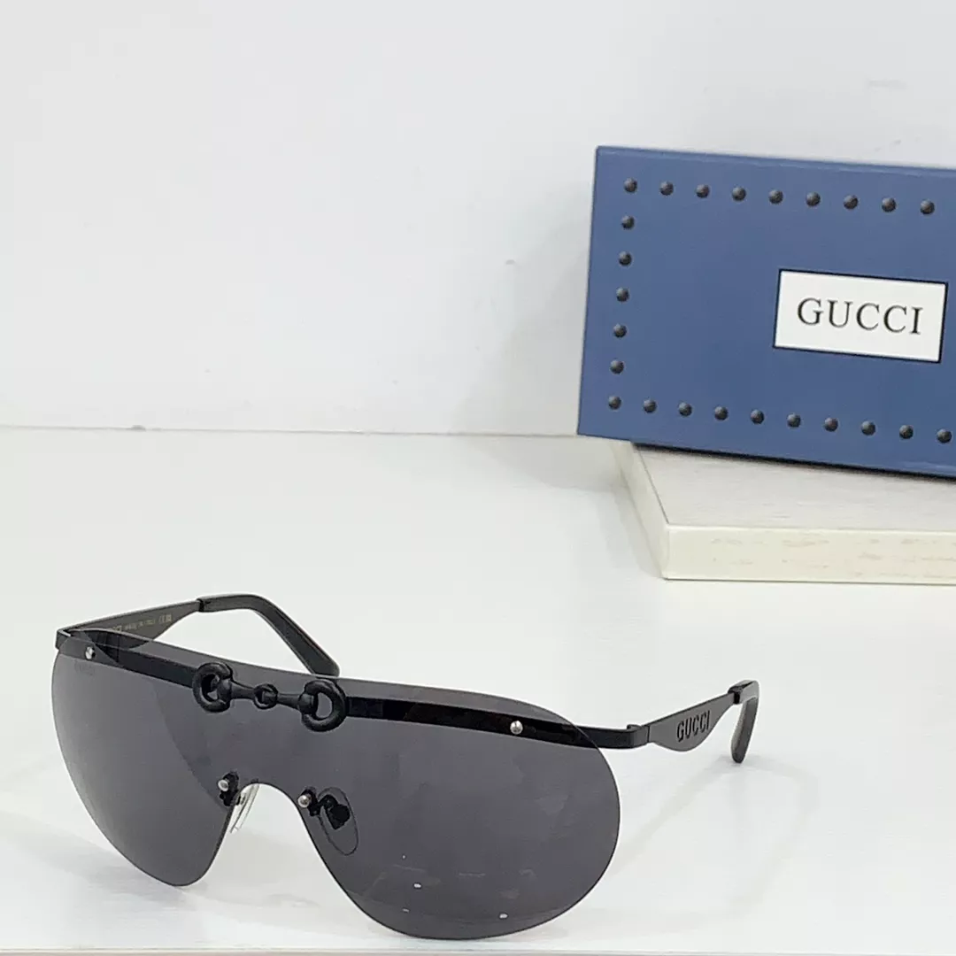 Gucci AAA Quality Sunglasses Comfortable 3277