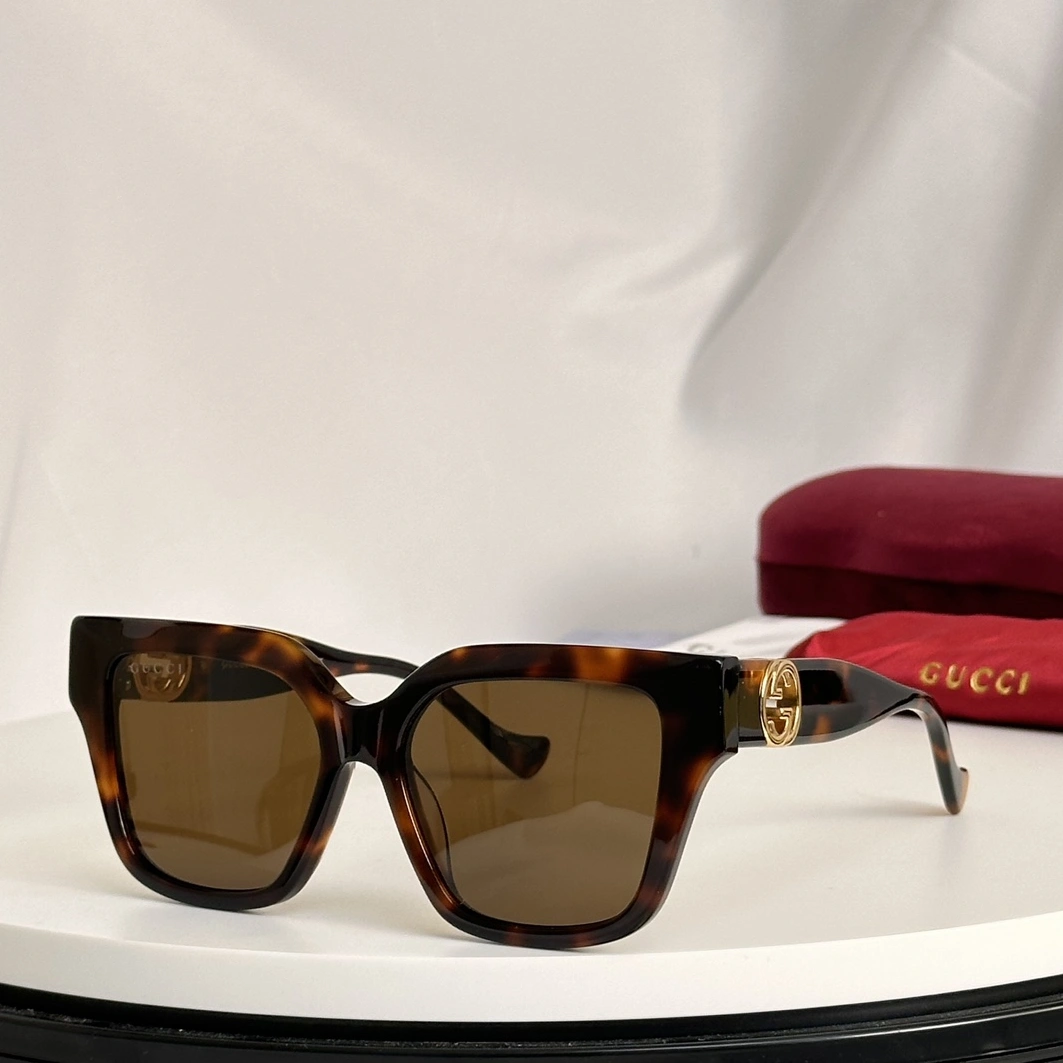 Gucci AAA Quality Sunglasses Comfortable 4603