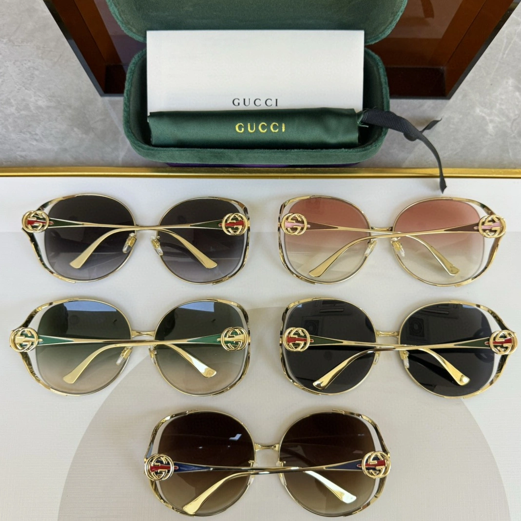 Gucci AAA Quality Sunglasses Comfortable 8119