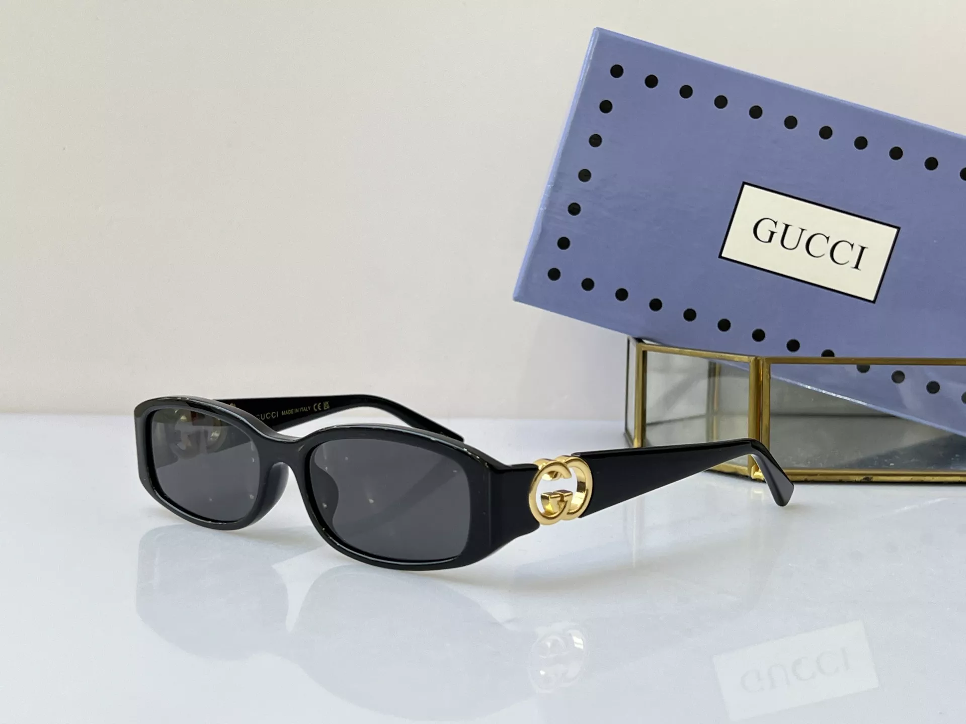 Gucci AAA Quality Sunglasses Cozy 5188