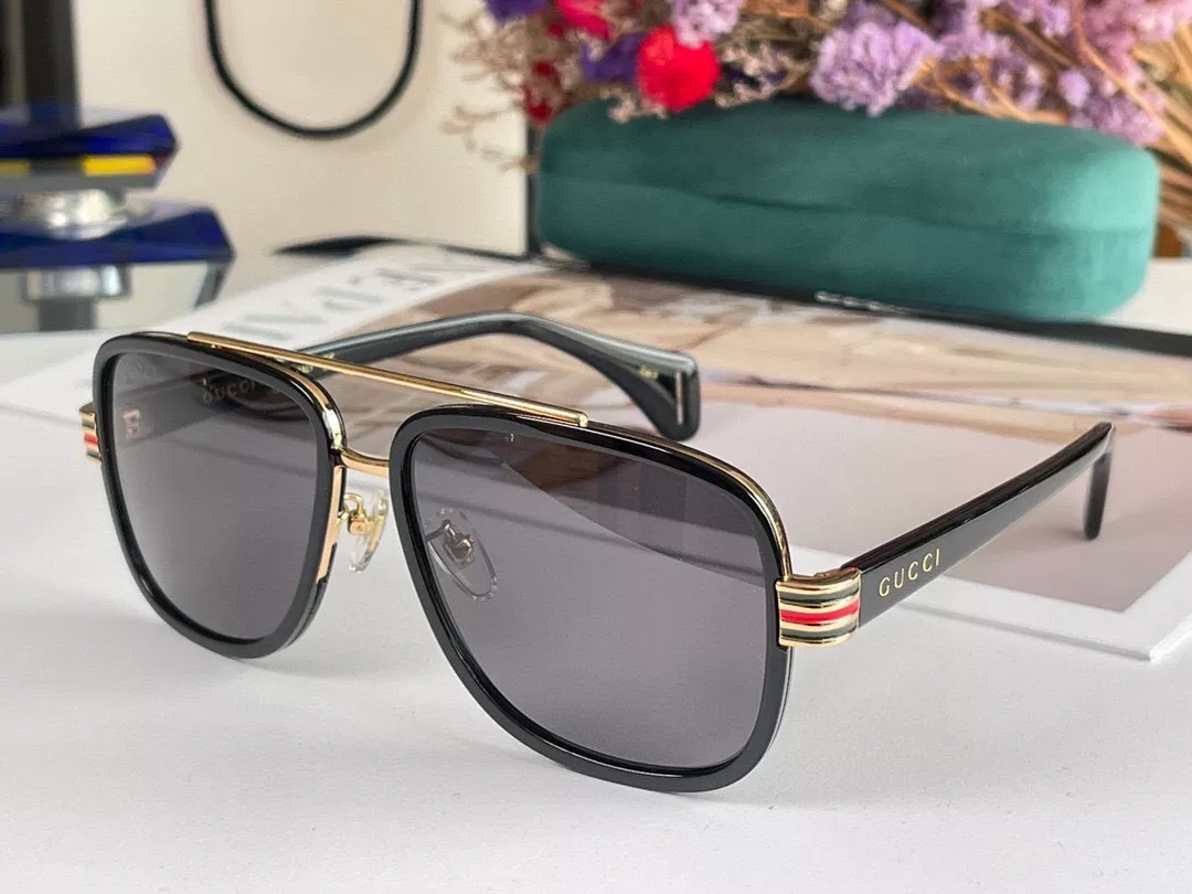 Gucci AAA Quality Sunglasses Durable 7571