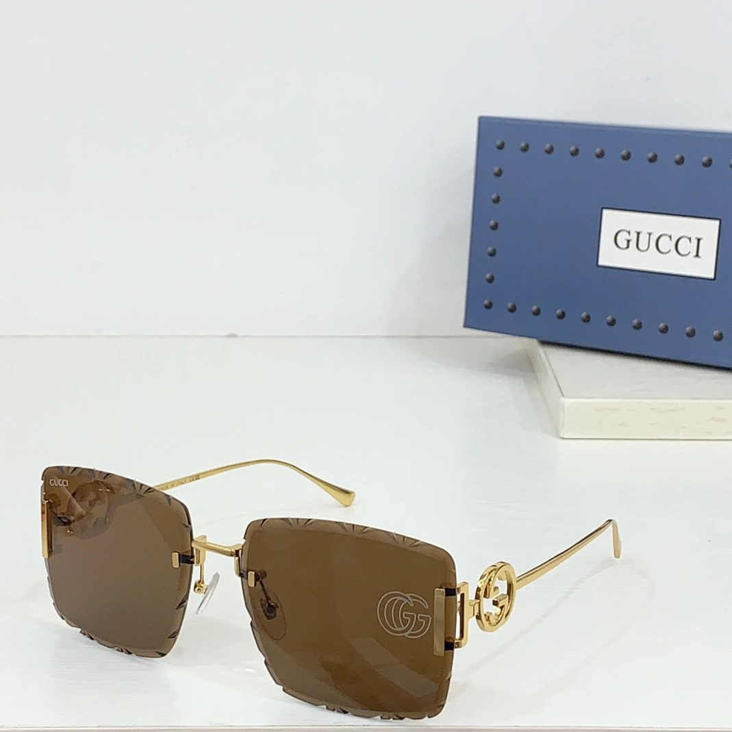 Gucci AAA Quality Sunglasses EasyMatch 1600
