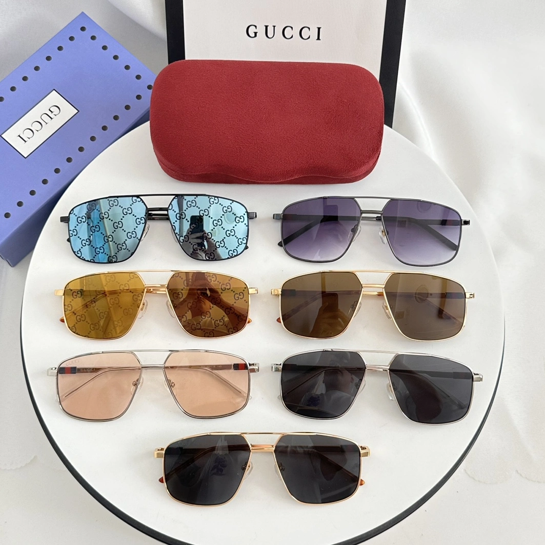 Gucci AAA Quality Sunglasses Elegant 1391