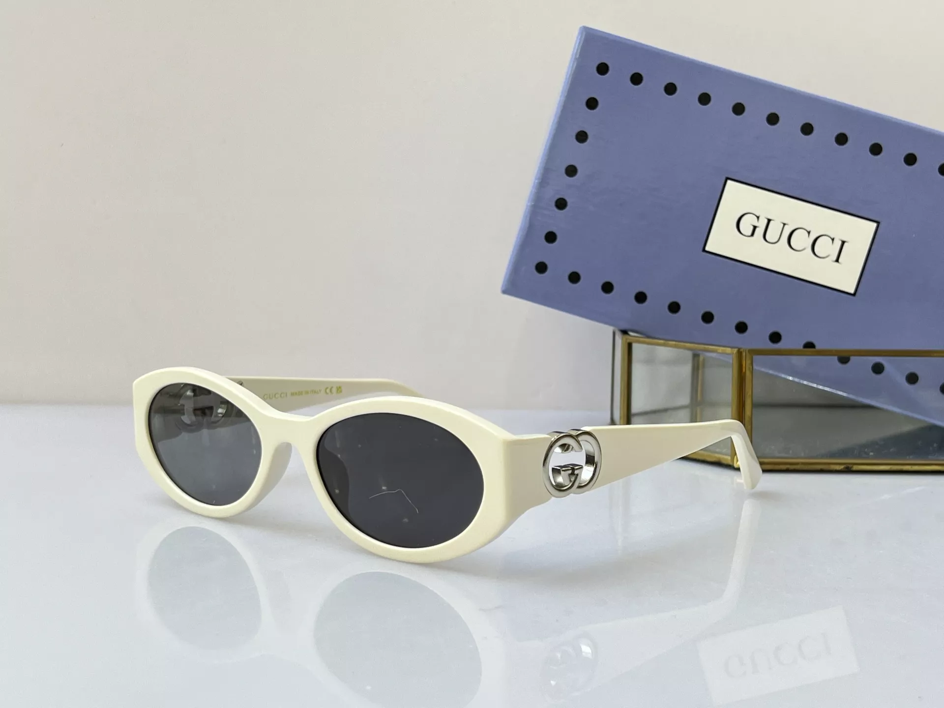 Gucci AAA Quality Sunglasses EyeCatching 7400