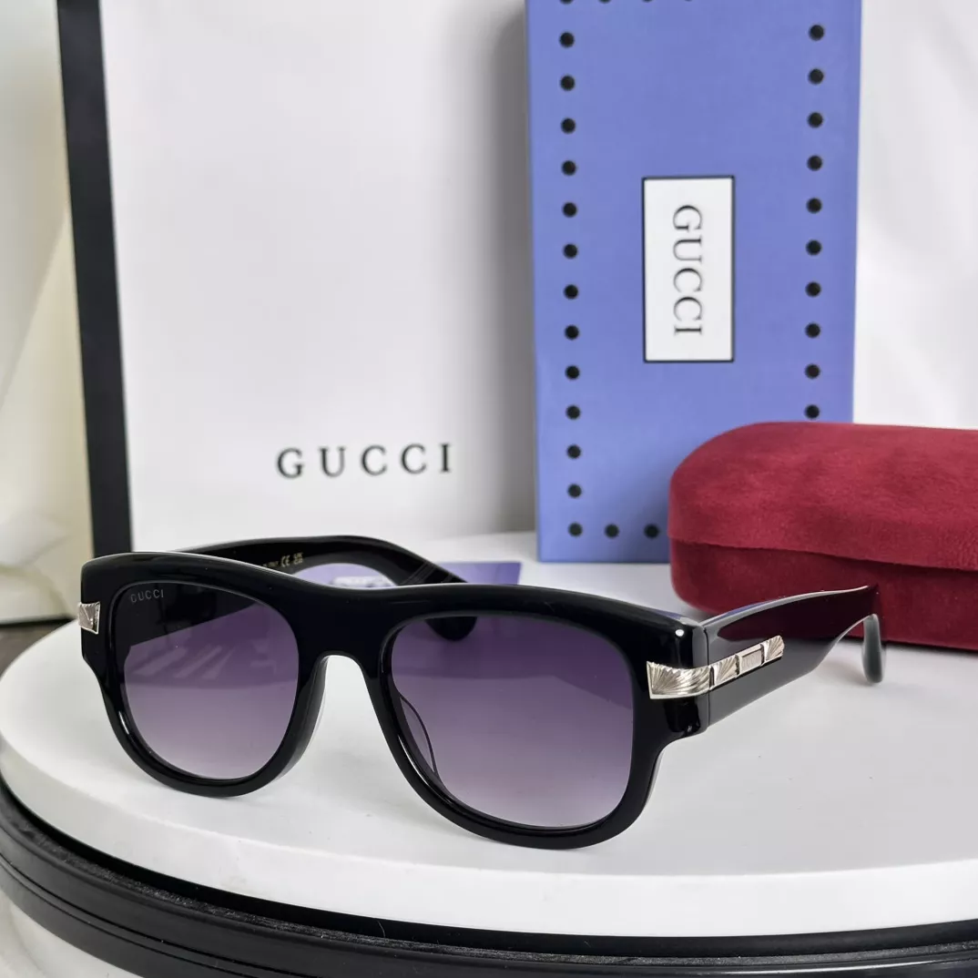 Gucci AAA Quality Sunglasses HighQuality 6587