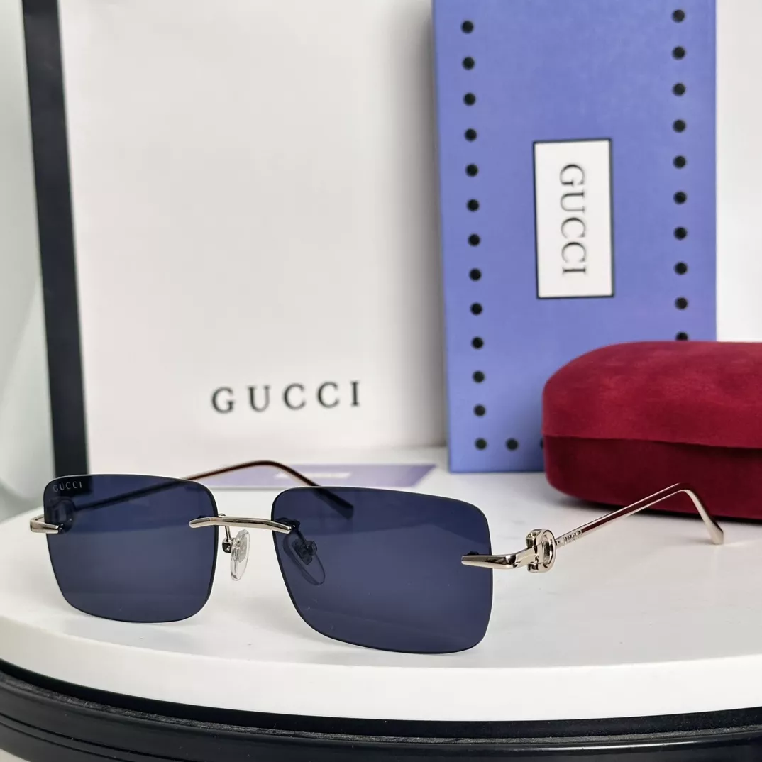 Gucci AAA Quality Sunglasses Lightweight 3199