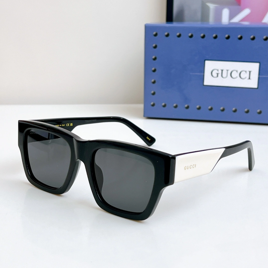 Gucci AAA Quality Sunglasses Refined 2539