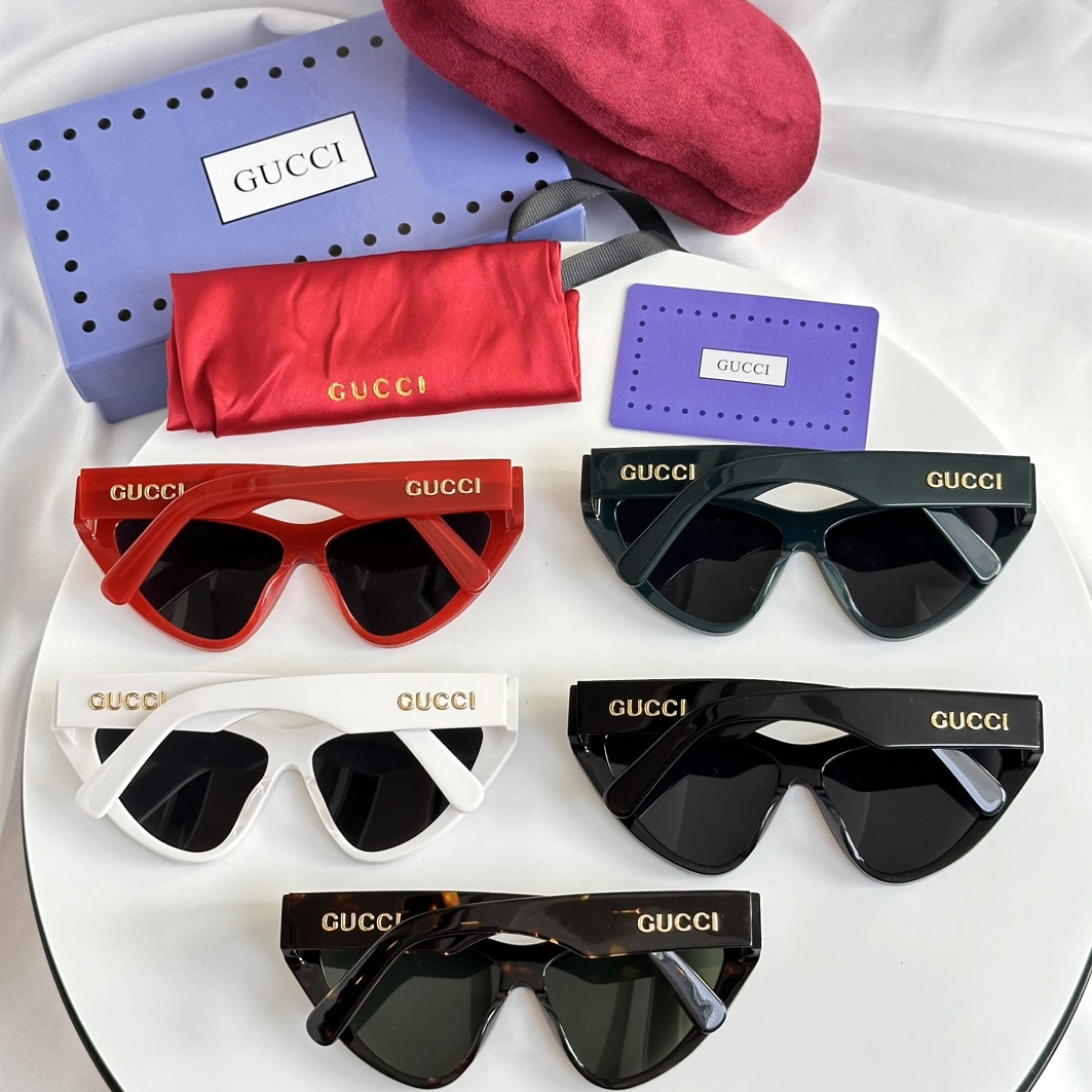 Gucci AAA Quality Sunglasses Reliable 8132