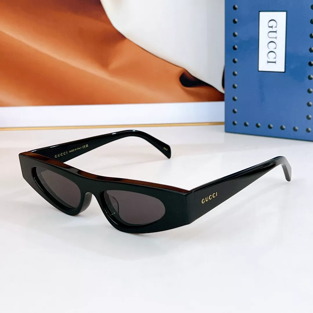 Gucci AAA Quality Sunglasses Resilient 5251