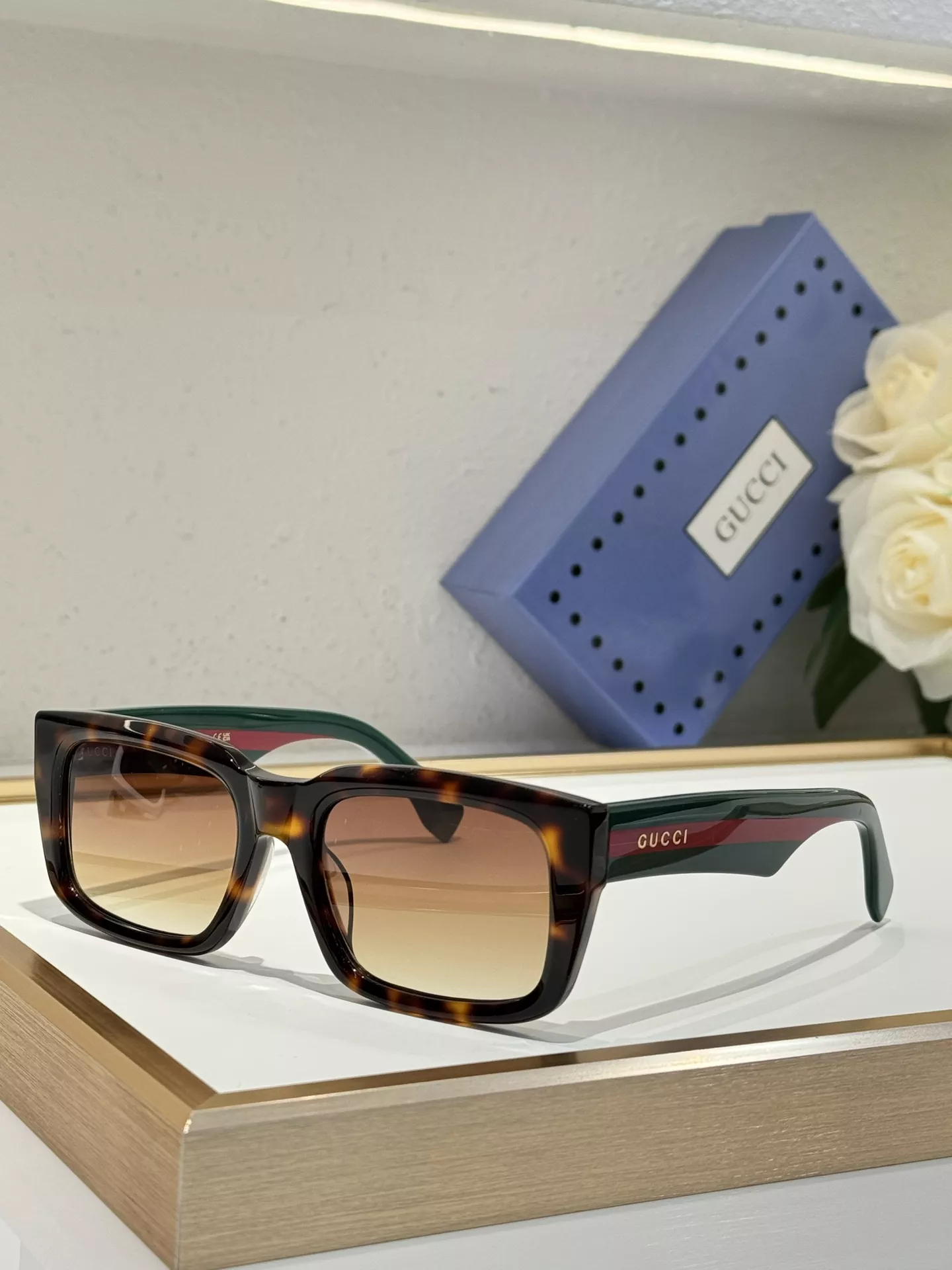 Gucci AAA Quality Sunglasses Resilient 599