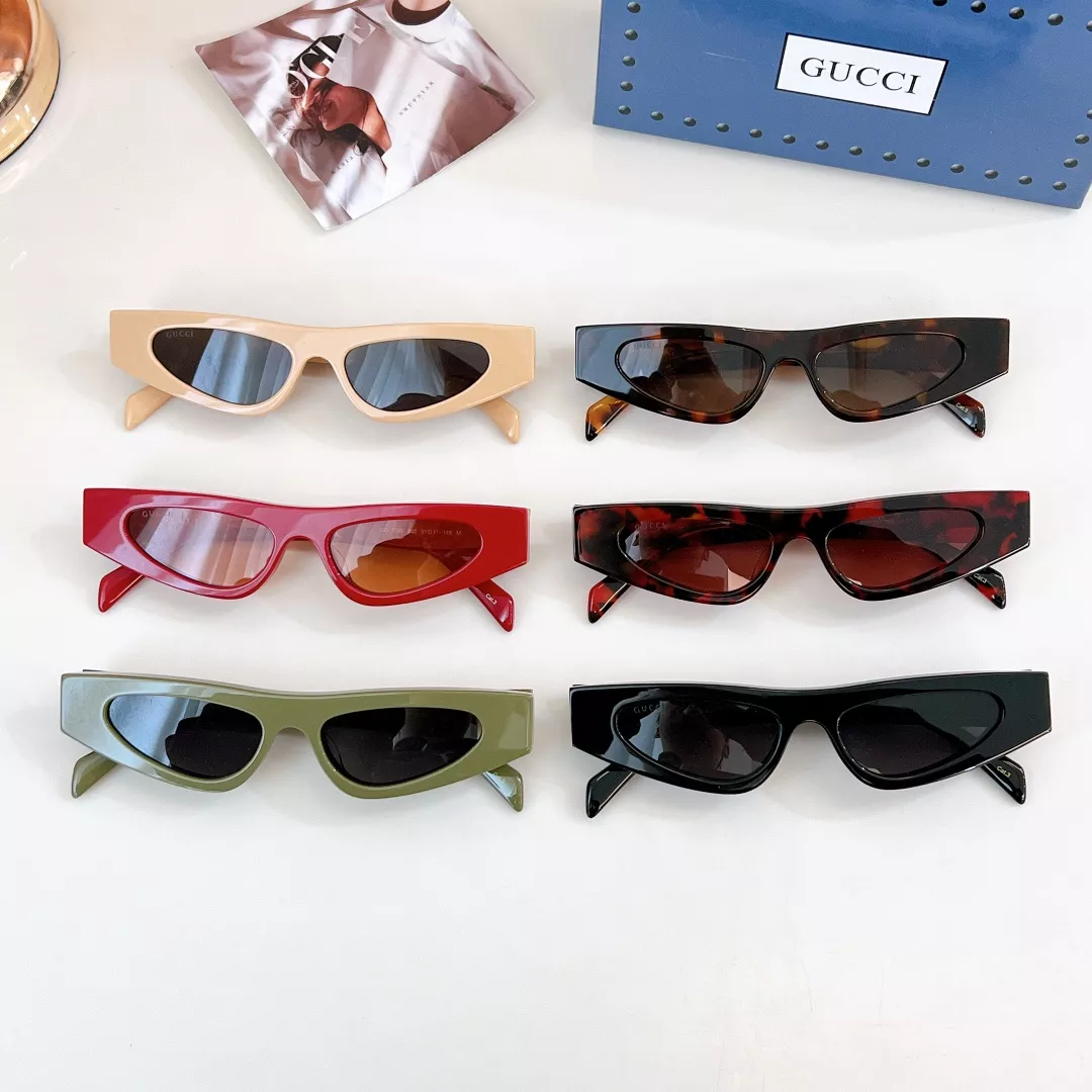 Gucci AAA Quality Sunglasses Soft 7613