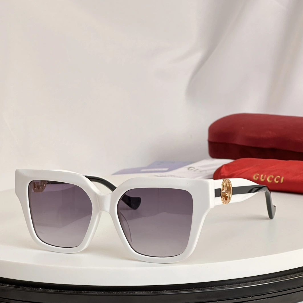 Gucci AAA Quality Sunglasses Sophisticated 3487