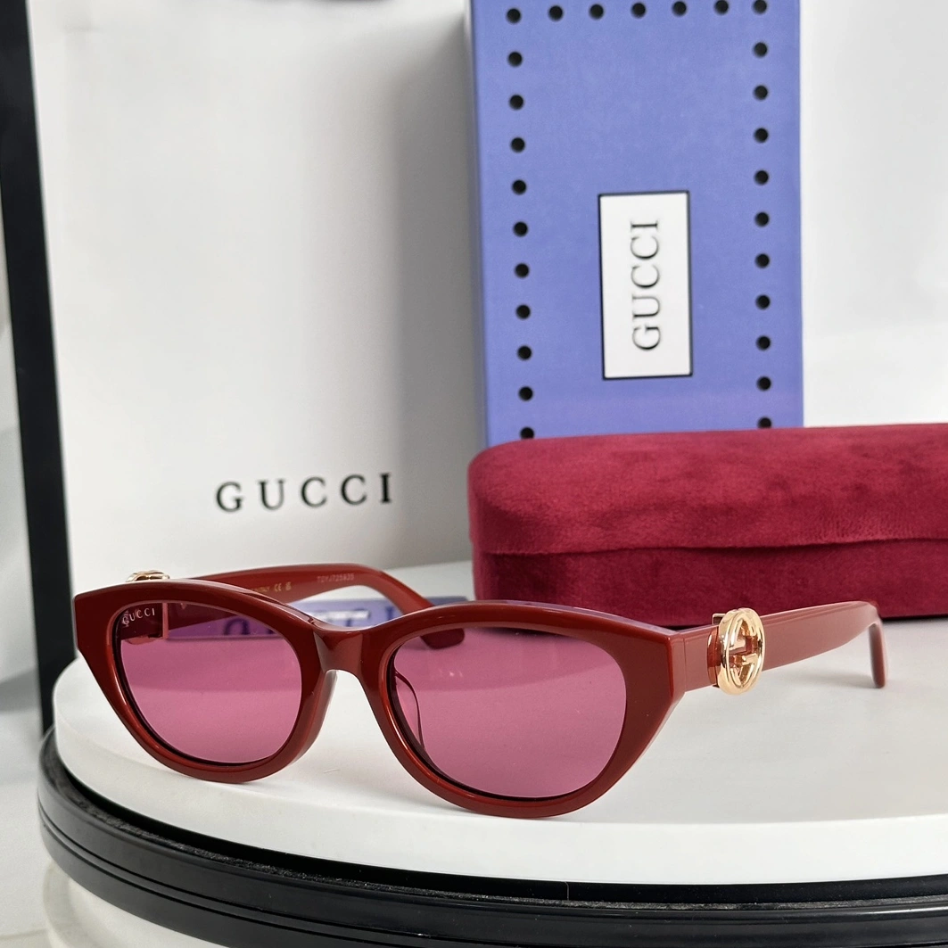 Gucci AAA Quality Sunglasses SportInspired 3040
