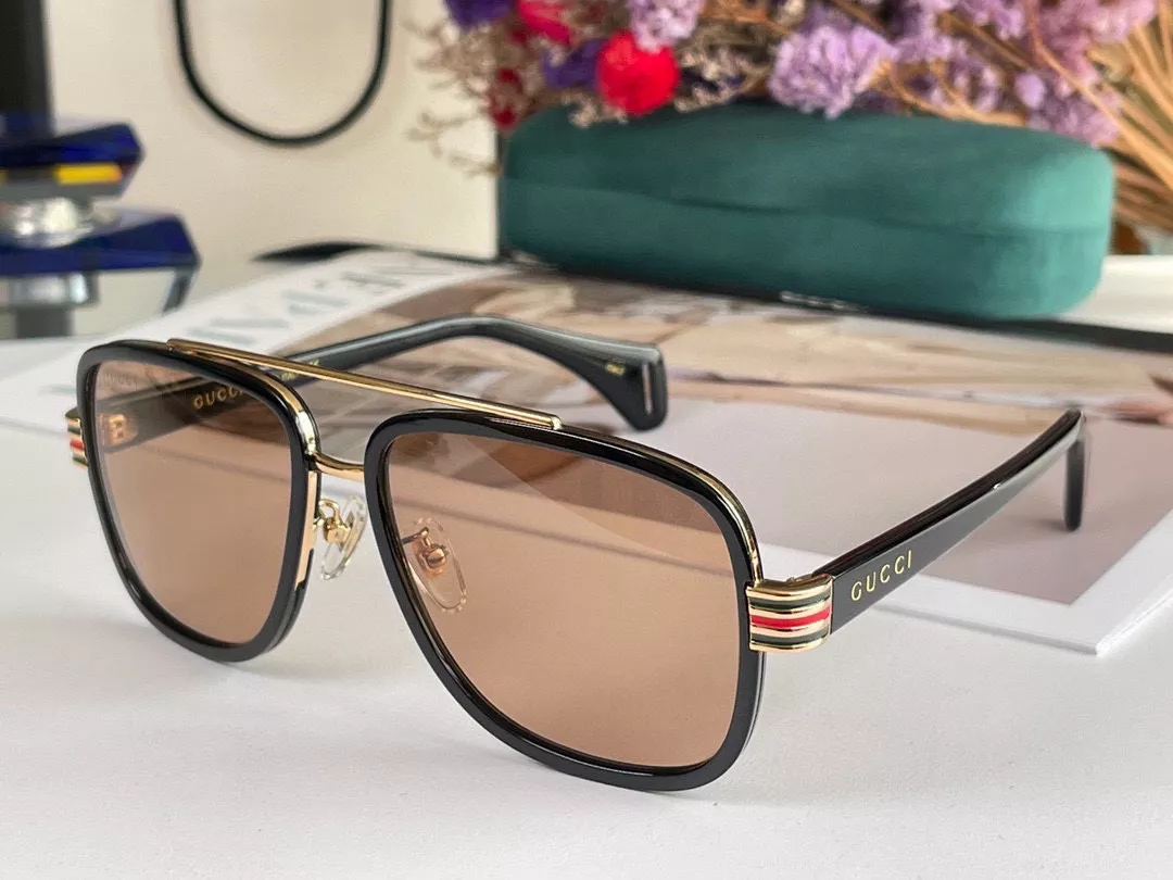Gucci AAA Quality Sunglasses Stylish 6450