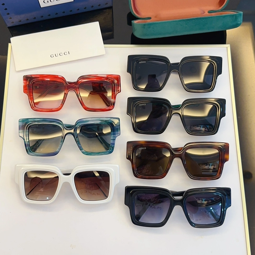 Gucci AAA Quality Sunglasses Timeless 4389