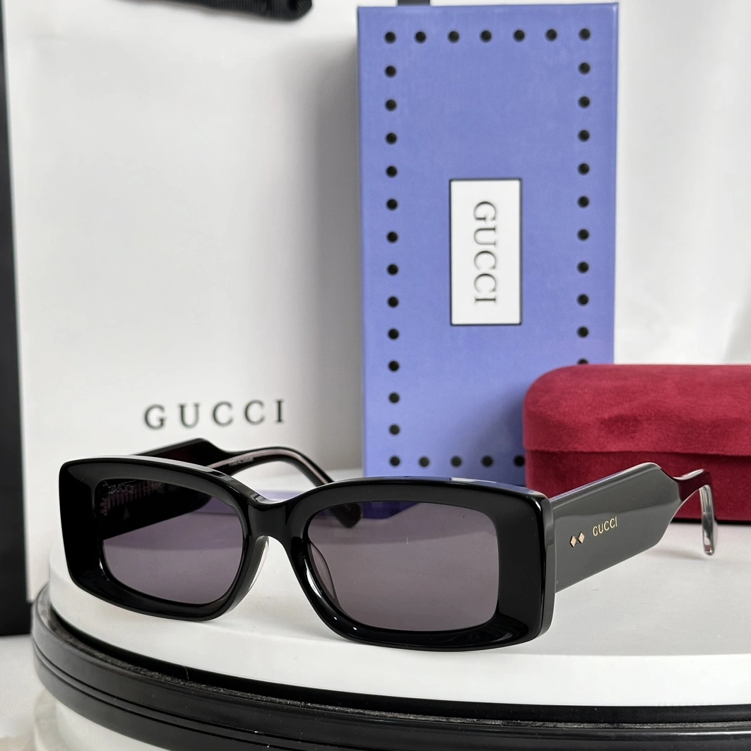 Gucci AAA Quality Sunglasses Timeless 7285