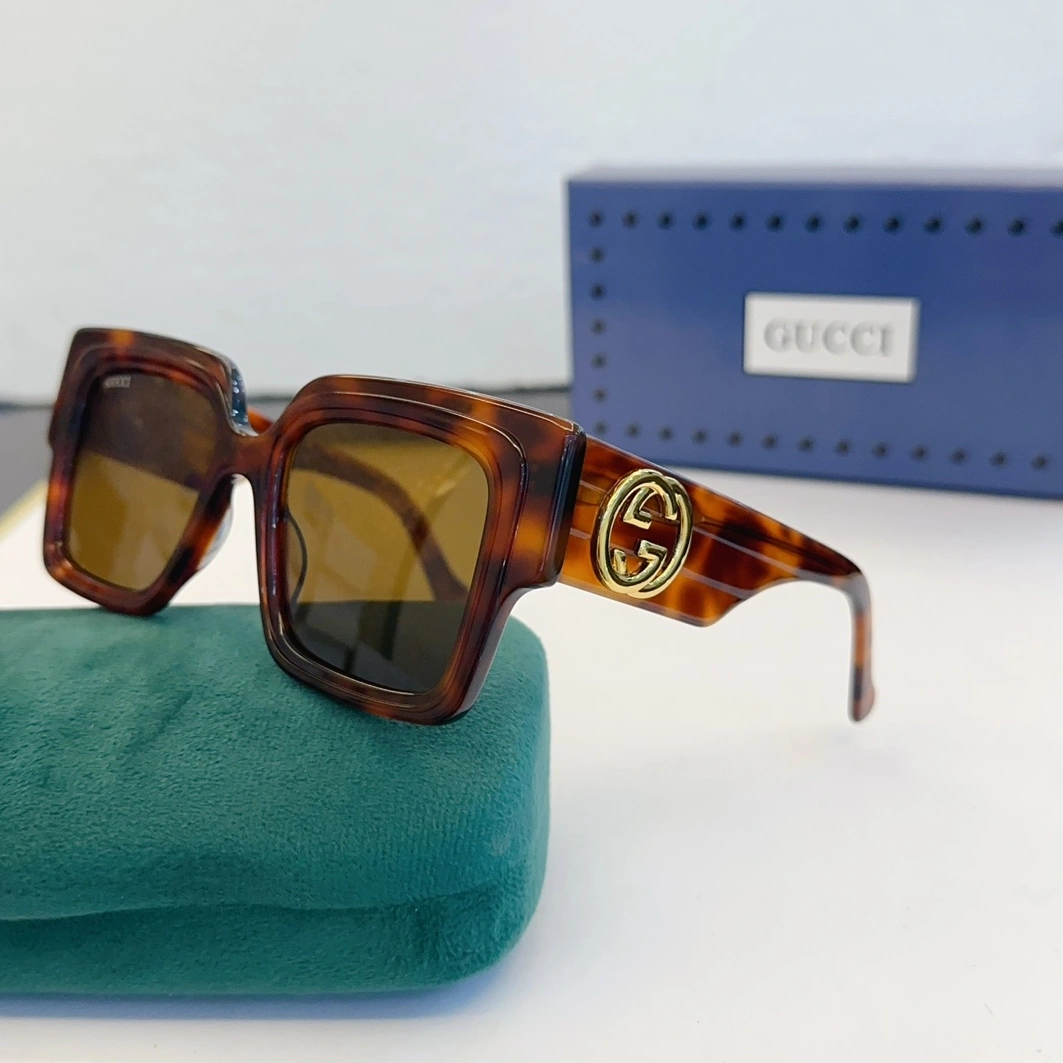 Gucci AAA Quality Sunglasses Unique 6301