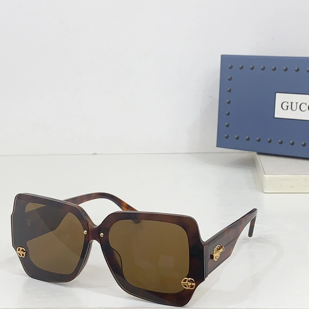 Gucci AAA Quality Sunglasses Unique 9649