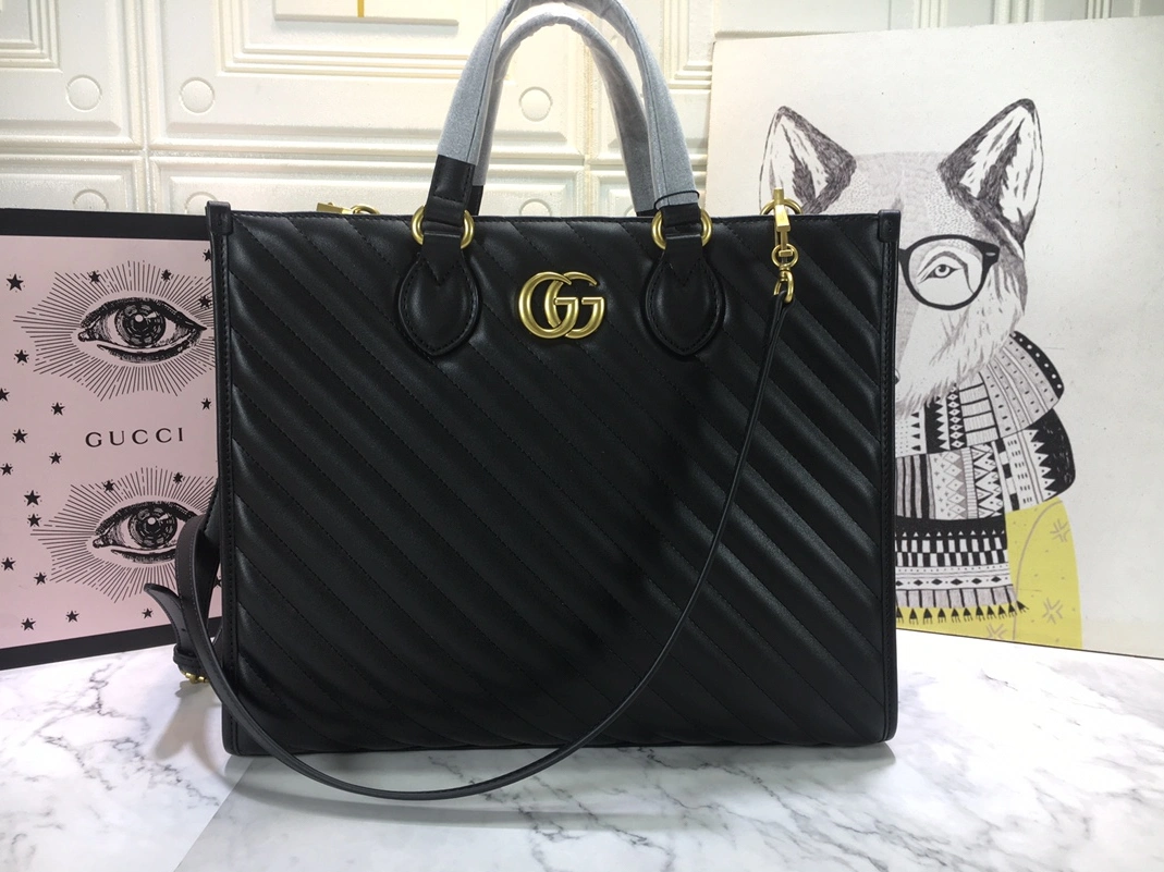 Gucci AAA Quality Tote-Handbags For Women Sleek 3588